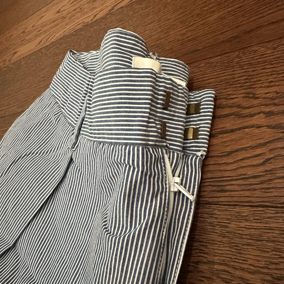 Banana Republic trouser shorts - Picture 3 of 4